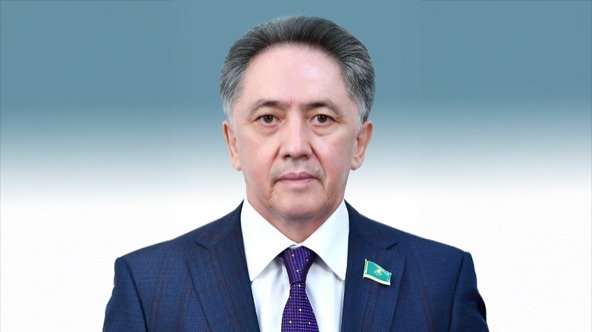 НУХУЛЫ Алтынбек НУХУЛЫ Алтынбек
