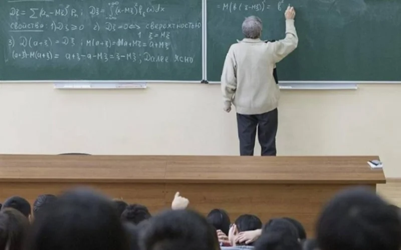 Түркияда шетелдік профессорлар санына жаңа шектеу қойылады