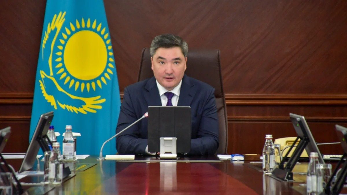 Kazakh PM Bektenov congratulates people of Kazakhstan on People’s Unity Day