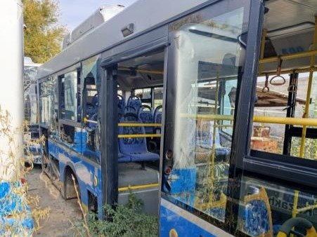 Акимат Алматы продал списанные автобусы за 160 млн тенге автобус