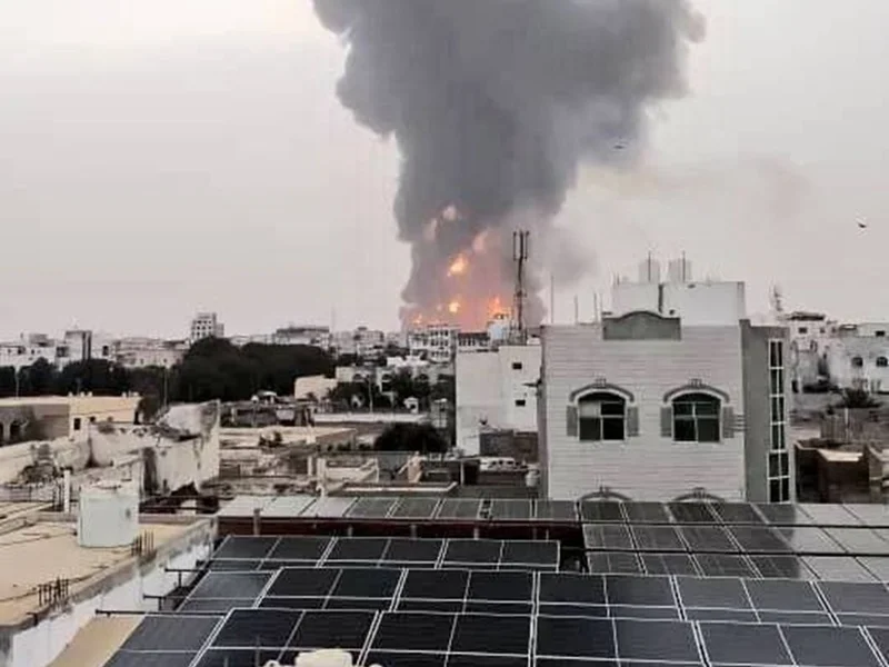 Израиль нанес удар по порту Ходейда в Йемене и пригрозил морской и воздушной блокадой