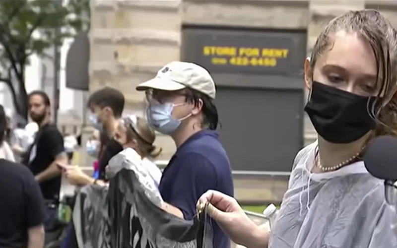 Протесты против иммиграционных рейдов прошли в Нью-Йорке 