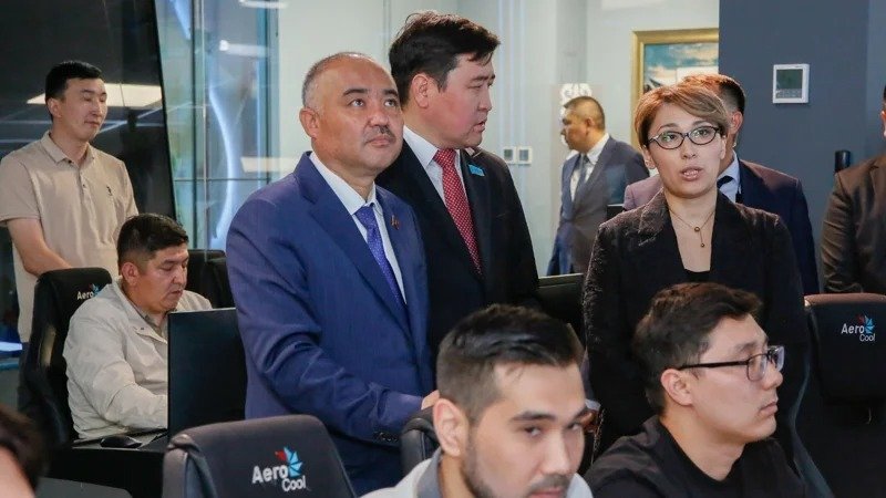 Speaker of Kyrgyz Parliament visits Kazakh President's TV and Radio Complex Speaker of Kyrgyz Parliament visits Kazakh President's TV and Radio Complex