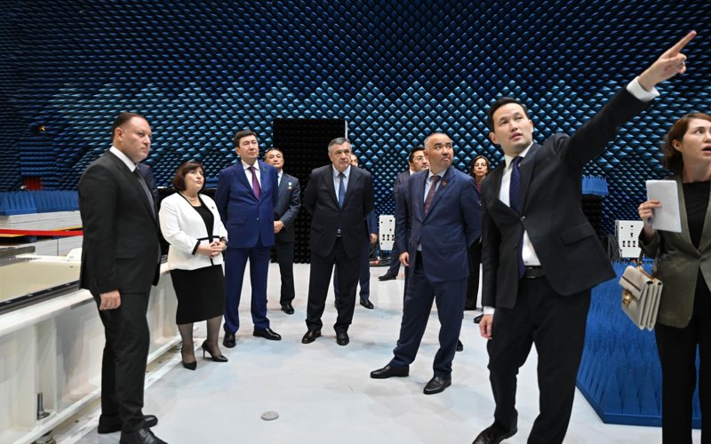 ТүркПА делегацияларының басшылары Астанадағы Ұлттық ғарыш орталығына барды ТүркПА делегацияларының басшылары Астанадағы Ұлттық ғарыш орталығына барды