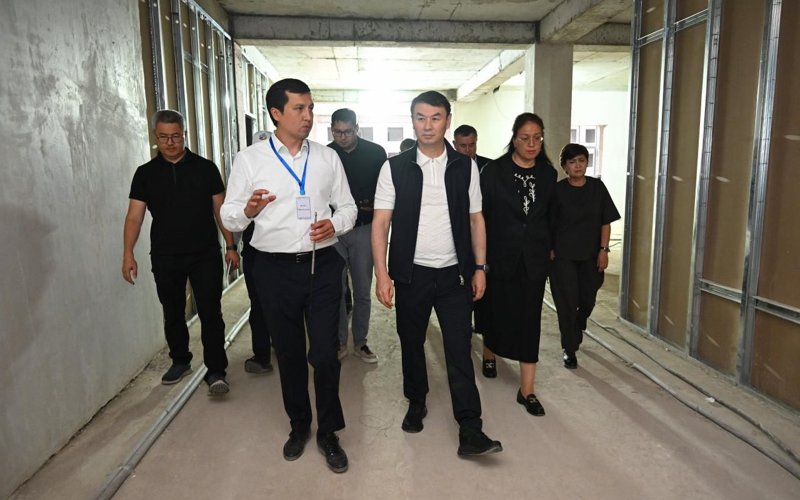Mektep te, emhana da joq: Almaty ákimi renovatsııa baǵdarlamasyn synǵa aldy Mektep te, emhana da joq: Almaty ákimi renovatsııa baǵdarlamasyn synǵa aldy