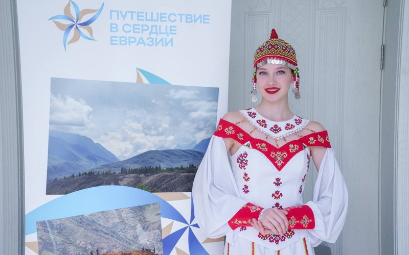«Путешествие в Сердце Евразии» делает остановку в Чувашии: традиции, вышивка и этнопарк