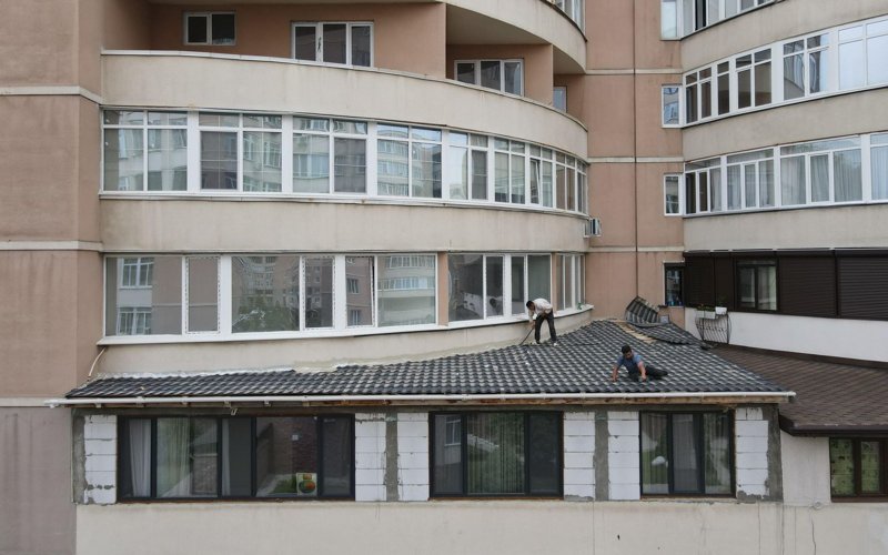 В Алматы сносят пристройку к жилому комплексу «Хан Тенгри» В Алматы сносят пристройку к жилому комплексу «Хан Тенгри»