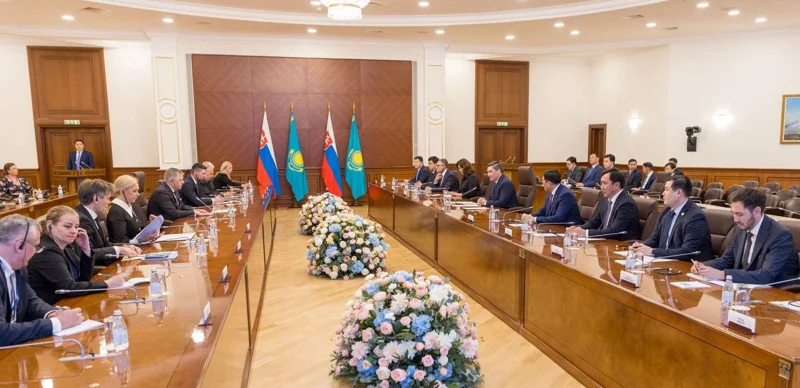 Қазақстан және Словакия премьер-министрлері сауда-экономикалық ынтымақтастық мәселелерін талқылап, бірлескен бизнес-форумға қатысты