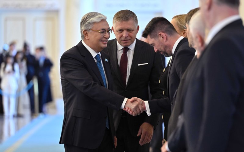 Глава государства Касым-Жомарт Токаев провел переговоры с Премьер-министром Словакии Робертом Фицо Глава государства Касым-Жомарт Токаев провел переговоры с Премьер-министром Словакии Робертом Фицо