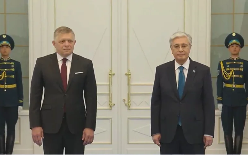 Премьер-министр Словакии прибыл в Акорду