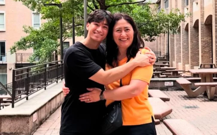 Ана тіліңді ұмытсаң, шын қазақ емессің: 4 жасында АҚШ-қа көшіп кеткен қазақ баласы сұхбат берді 