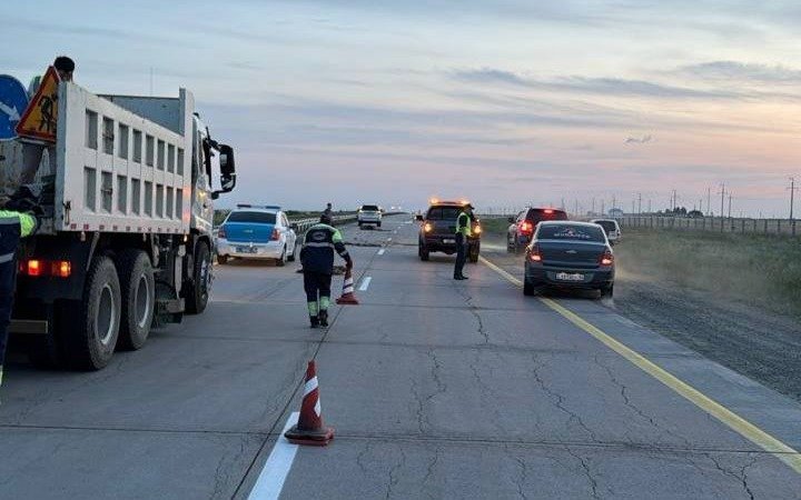Из-за жары деформировалось покрытие на платной дороге в Павлодарской области Из-за жары деформировалось покрытие на платной дороге в Павлодарской области