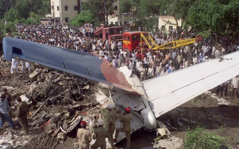 Air India апаты: 204 адамның мәйіті табылды