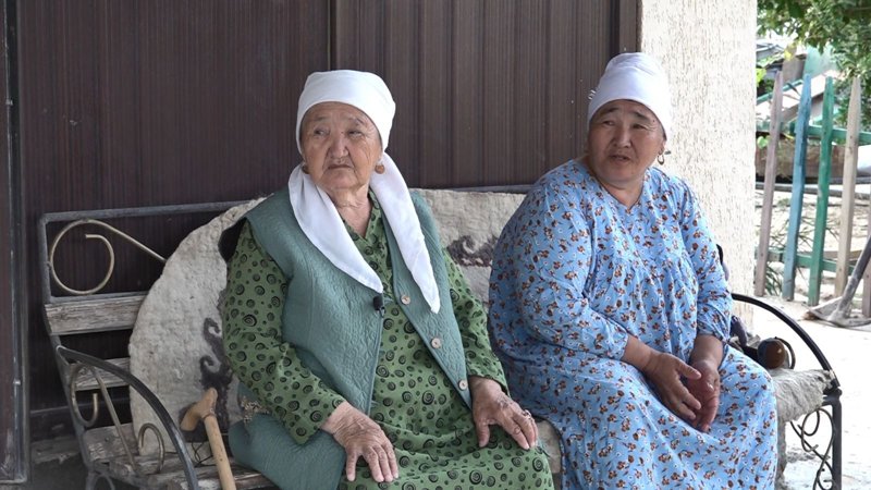 Mańǵystaýlyq turǵyn jalǵyz ilikti anany baǵyp, eldi súısintti Mańǵystaýlyq turǵyn jalǵyz ilikti anany baǵyp, eldi súısintti