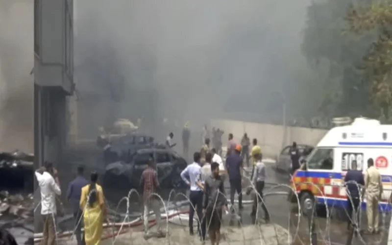 Граждане каких стран находились на борту потерпевшего крушения самолета Air India