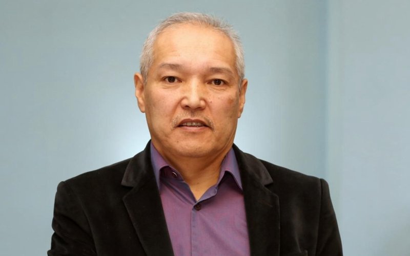 директор Центра политических исследований Айдар Амребаев директор Центра политических исследований Айдар Амребаев