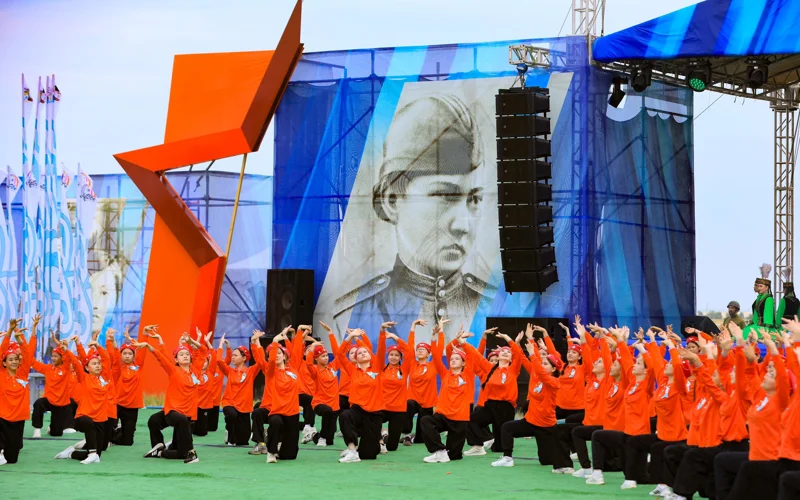 Qobda aýylynda Álııa Moldaǵulovanyń 100 jyldyǵy dúrkirep ótti