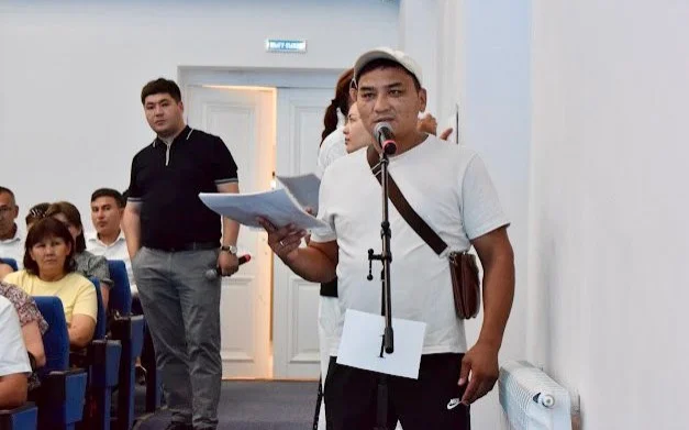 Қолқаны қапқан сасық иіс: Қонаев тұрғыны әкімге шағымданды  