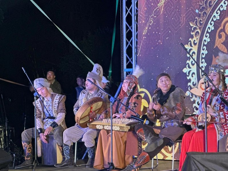 В Катон-Карагае прошли конференция и фестиваль В Катон-Карагае прошли конференция и фестиваль