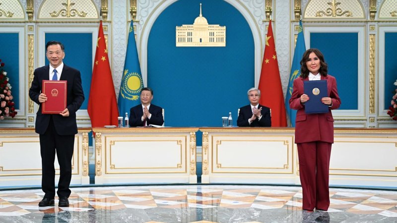 Қазақстан мен Қытай 24 үкіметаралық келісімге қол қойды Қазақстан мен Қытай 24 үкіметаралық келісімге қол қойды