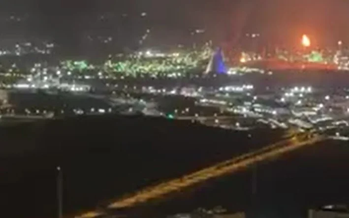 Иран запускает ракеты