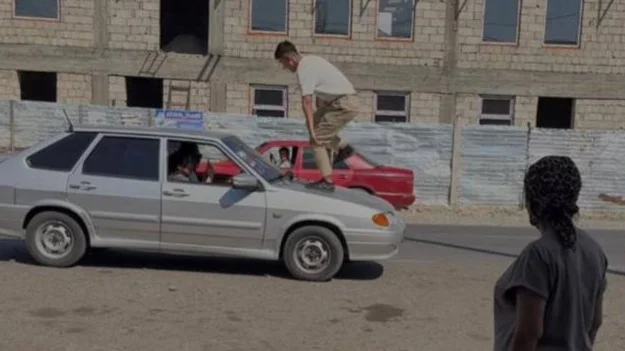 Sýpermarket jarnamasy úshin qoǵamdyq tártipti buzǵan bloger jazalandy