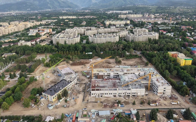 Алматыда Абай атындағы республикалық мектеп-интернатының құрылысы қашан аяқталады