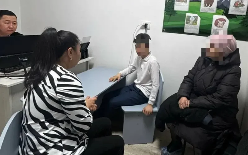 избиение подростка в Семее