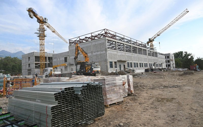 Алматыда Абай атындағы республикалық мектеп-интернатының құрылысы қашан аяқталады Алматыда Абай атындағы республикалық мектеп-интернатының құрылысы қашан аяқталады