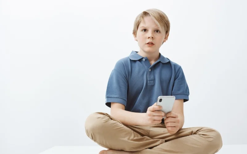 В Алматы официально запущен проект SIM KIDS