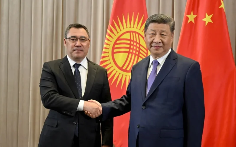 Kyrgyz, Chinese leaders hold talks in Astana