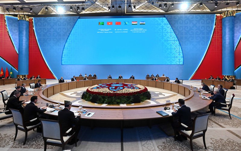 托卡耶夫总统出席第二届“中亚—中国”峰会并发表讲话 托卡耶夫总统出席第二届“中亚—中国”峰会并发表讲话