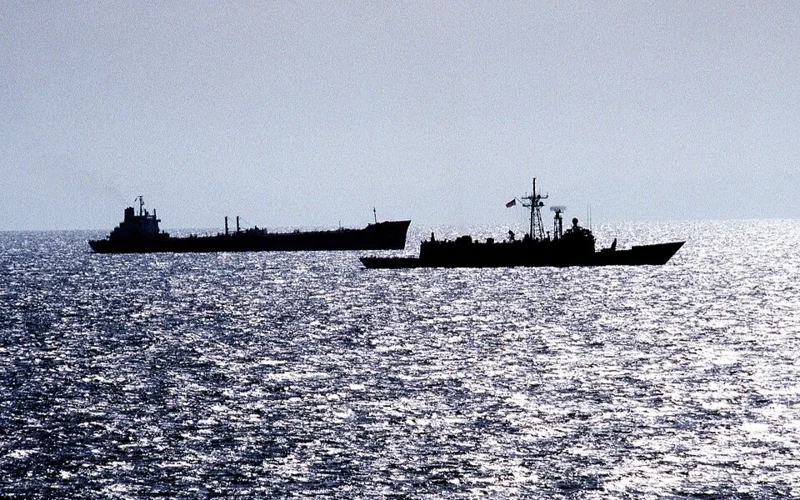 Иран пообещал не перекрывать Ормузский пролив для торговых судов