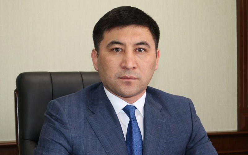 МАКАЖАНОВ Ернар Абсеитович МАКАЖАНОВ Ернар Абсеитович