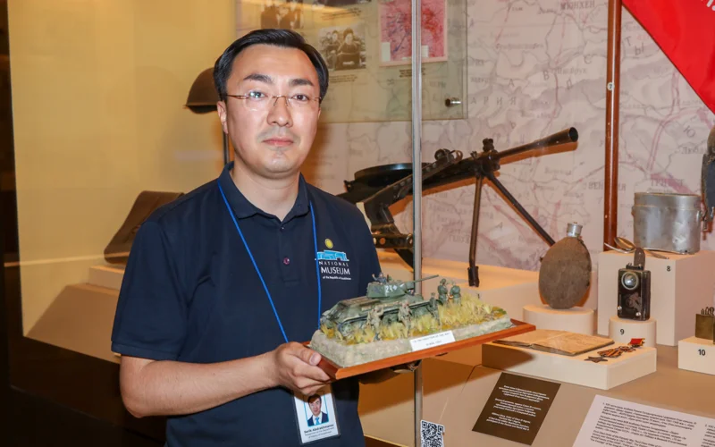 Серик Абдрахманов