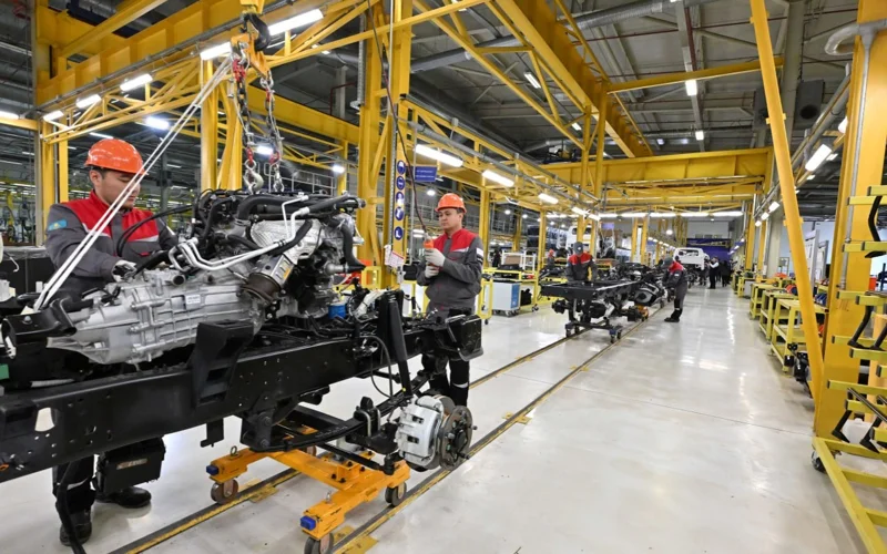 zavod spetsıalızırovannoı ı kommercheskoı tehnıkı Orbis Heavy Machinery, proızvodstvo tehnıkı, avtoprom