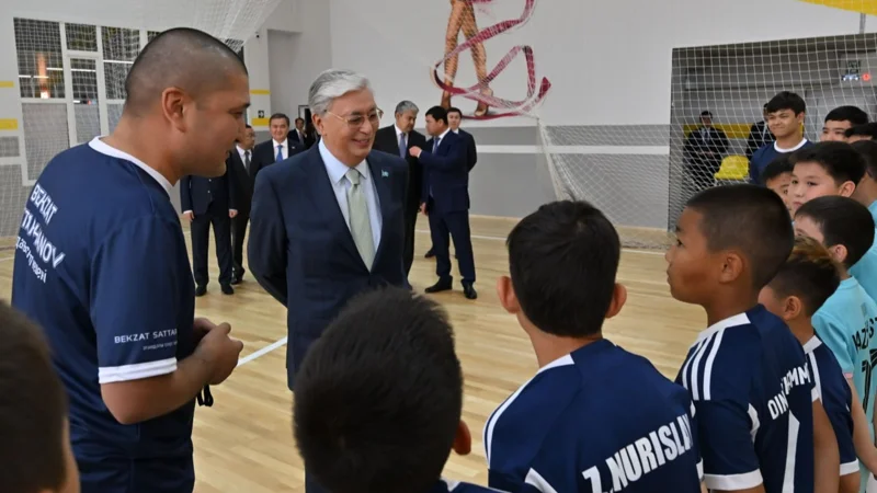 President Tokayev surveys Bekzat Sattarkhanov sport center in Astana