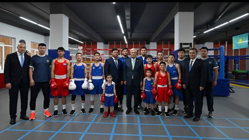 Касым-Жомарт Токаев осмотрел спорткомплекс имени Бекзата Саттарханова в Астане Касым-Жомарт Токаев осмотрел спорткомплекс имени Бекзата Саттарханова в Астане