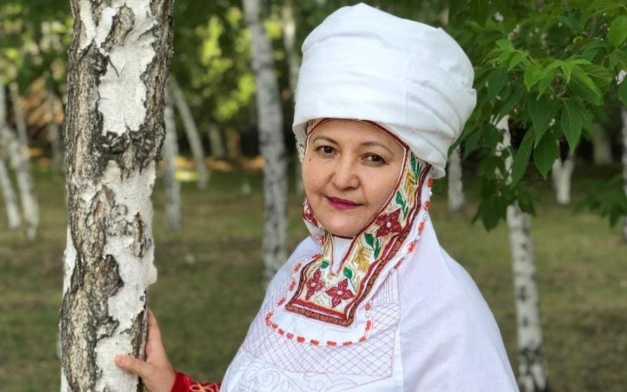 Жас әйелдермен қарт еркектердің порносы