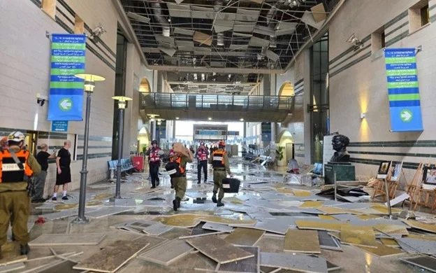 Иранская баллистическая ракета нанесла удар по израильской больнице