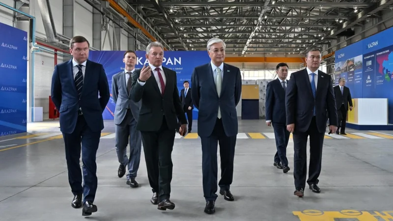 Президент KazPan сэндвич-панелдерін өндіретін зауытты аралап көрді
