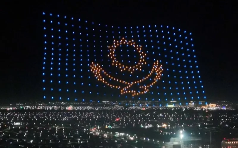 Гимн Казахстана зазвучал в небе из 500 дронов в Шымкенте