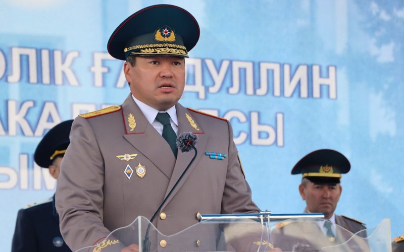 145 молодых офицеров пополнили ряды пожарных и спасателей страны