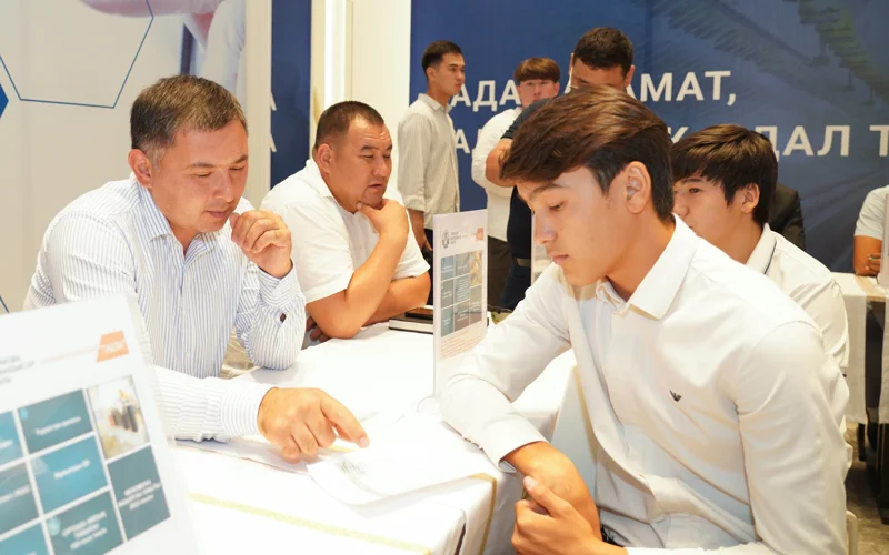 Жұмысшы мамандықтары жылы: Түркістанда бос жұмыс орындары жәрмеңкесі мен форум өтті