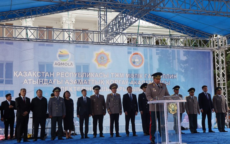 145 молодых офицеров пополнили ряды пожарных и спасателей страны