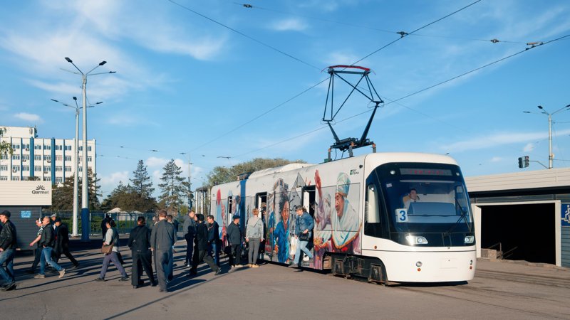 В Темиртау активными темпами развивается легкая промышленность В Темиртау активными темпами развивается легкая промышленность