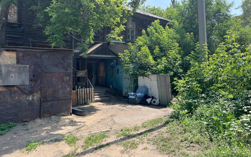 Жители аварийного микрорайона несколько лет ждут переселения в Павлодаре Жители аварийного микрорайона несколько лет ждут переселения в Павлодаре