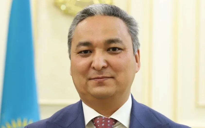 Абзал Меңдібайұлы МЕҢДІБАЕВ