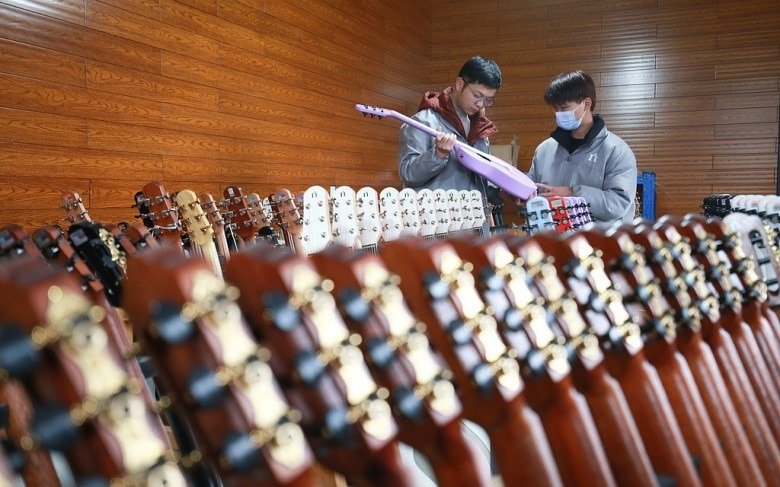 “Trump Guitars” made in China: Strumming a tariff tune “Trump Guitars” made in China: Strumming a tariff tune