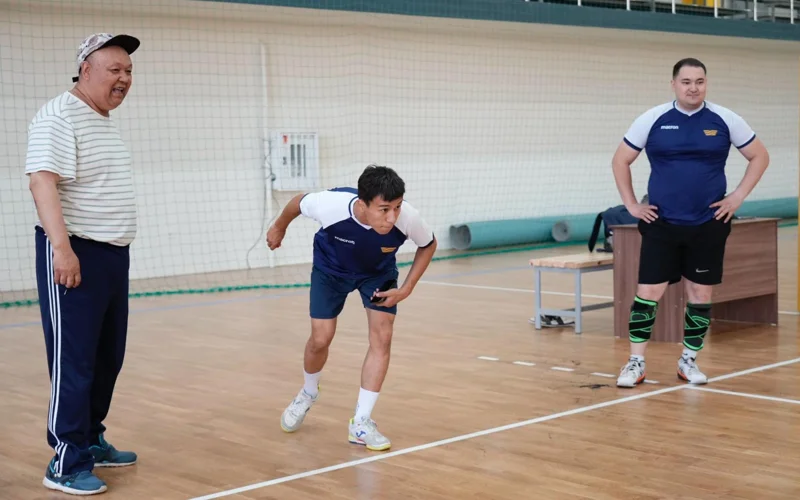 Astanada BAQ ókilderi asyq atyp, voleıbolda baq synady